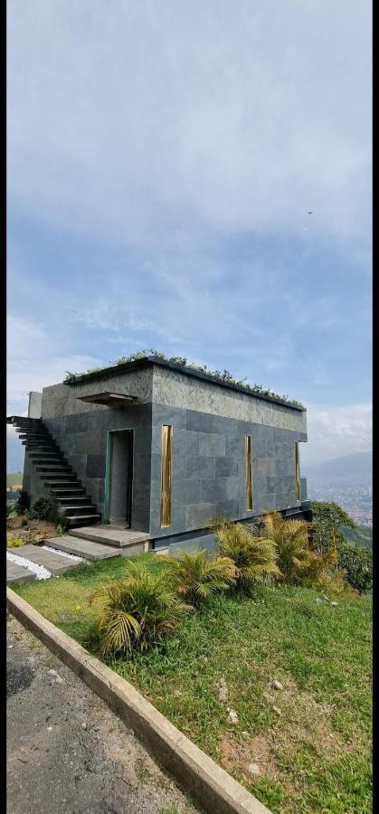 La Casa En El Aire Villa Medellin Exterior photo